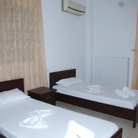 Nikoleta Hotell Ierissos