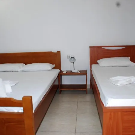 Nikoleta Hotell Ierissos