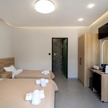 Hotel N&d *