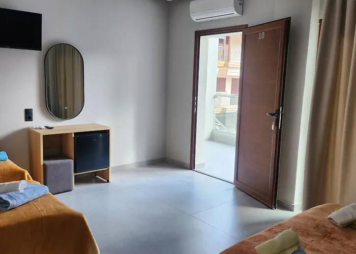 Nikoleta Hotel *